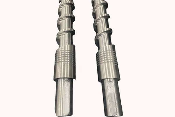 決定錐形雙孔機(jī)筒螺桿材料的關(guān)鍵因素有哪些？